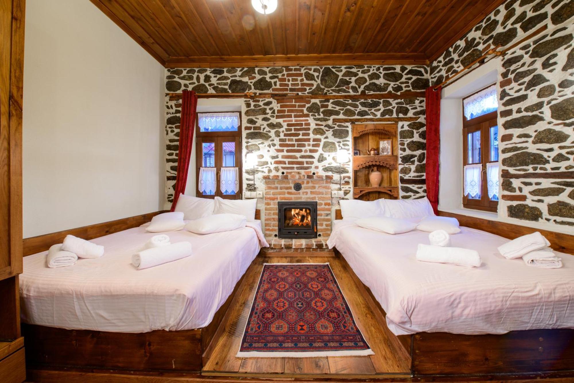 Hotel Agios Germanos Extérieur photo