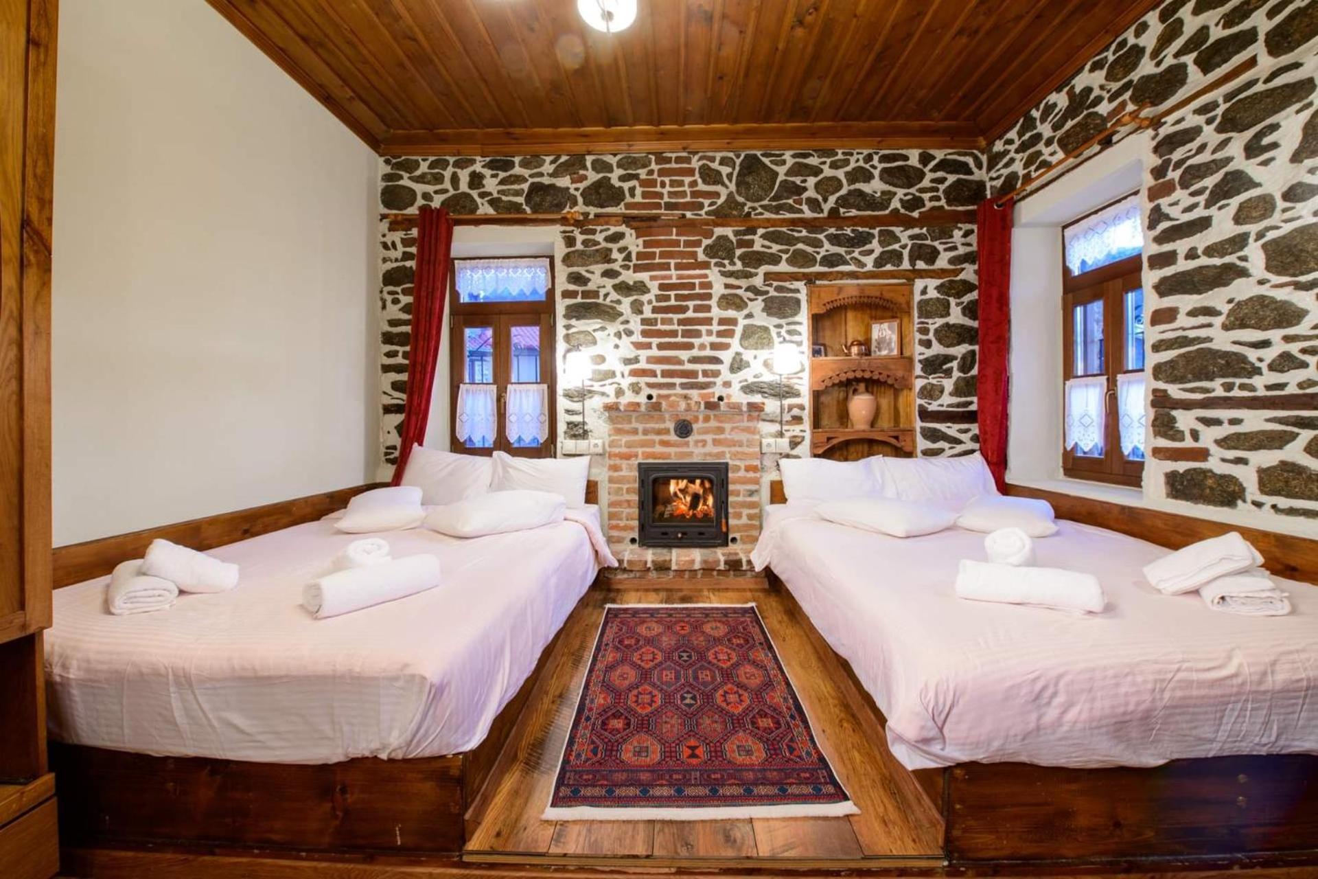 Hotel Agios Germanos Extérieur photo
