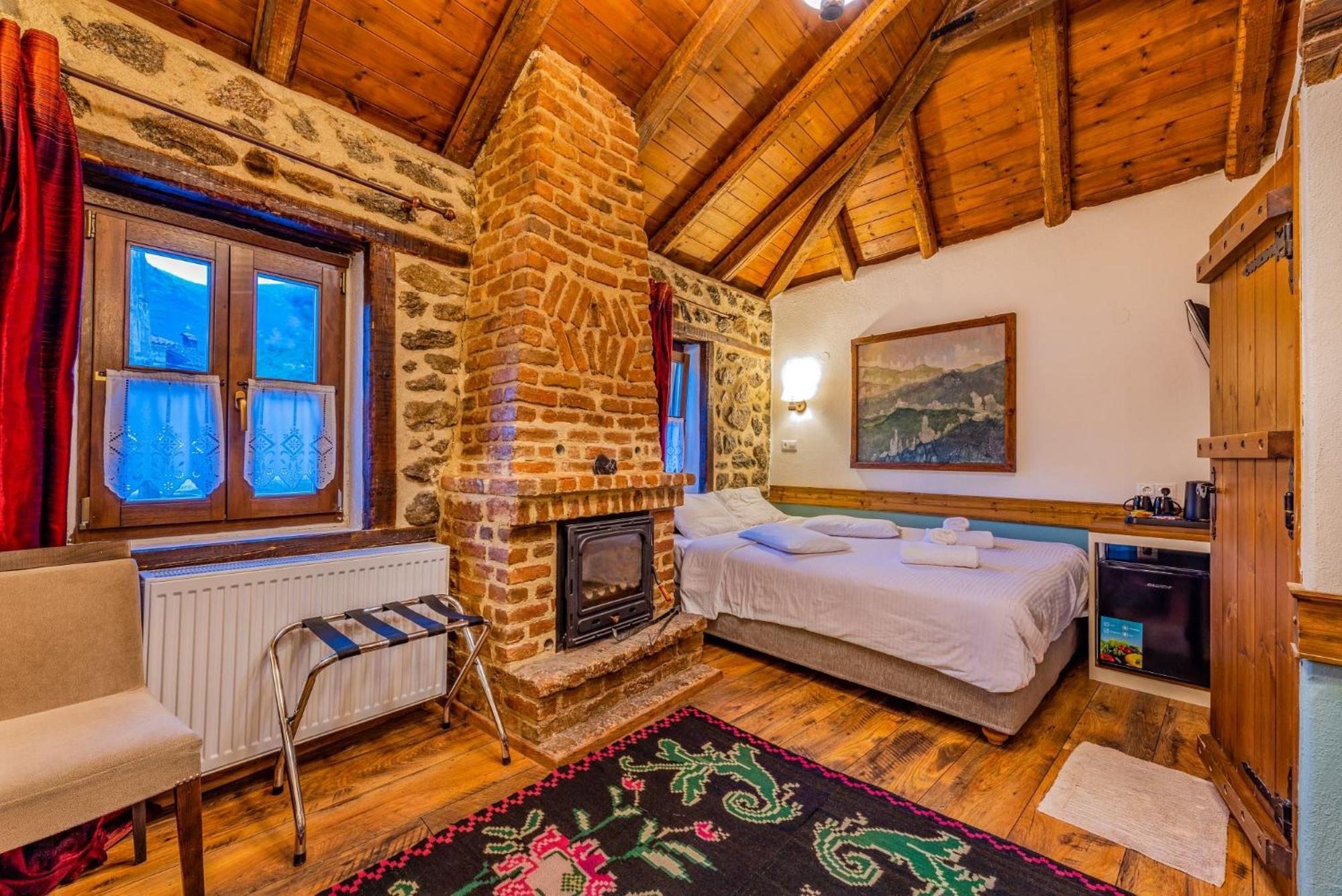 Hotel Agios Germanos Extérieur photo